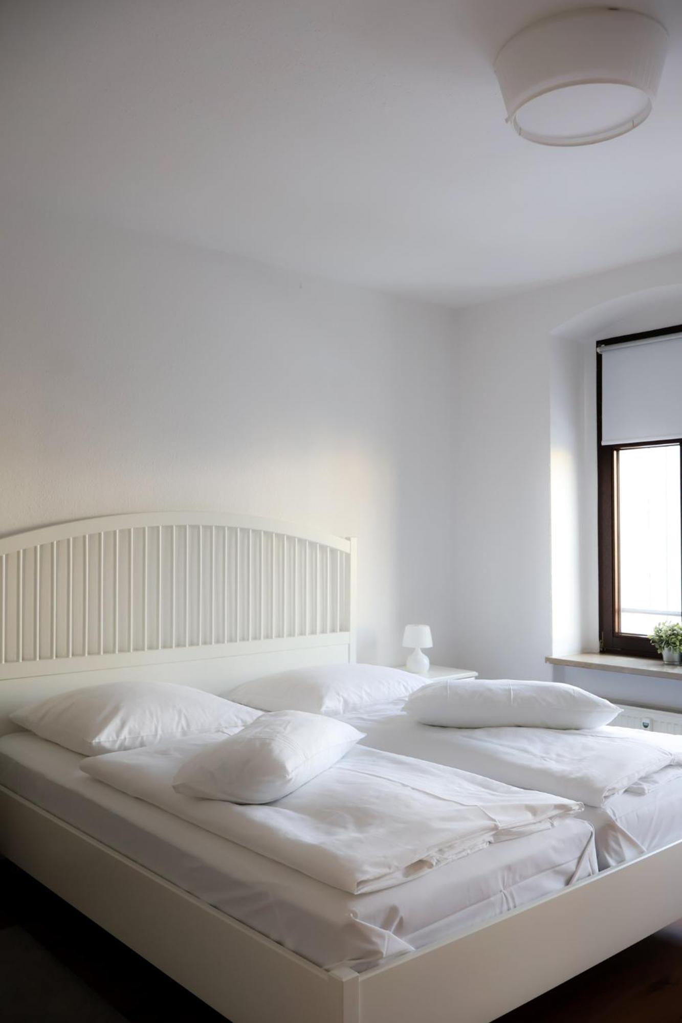 Alexxanders Apartments & Studios Chemnitz Phòng bức ảnh
