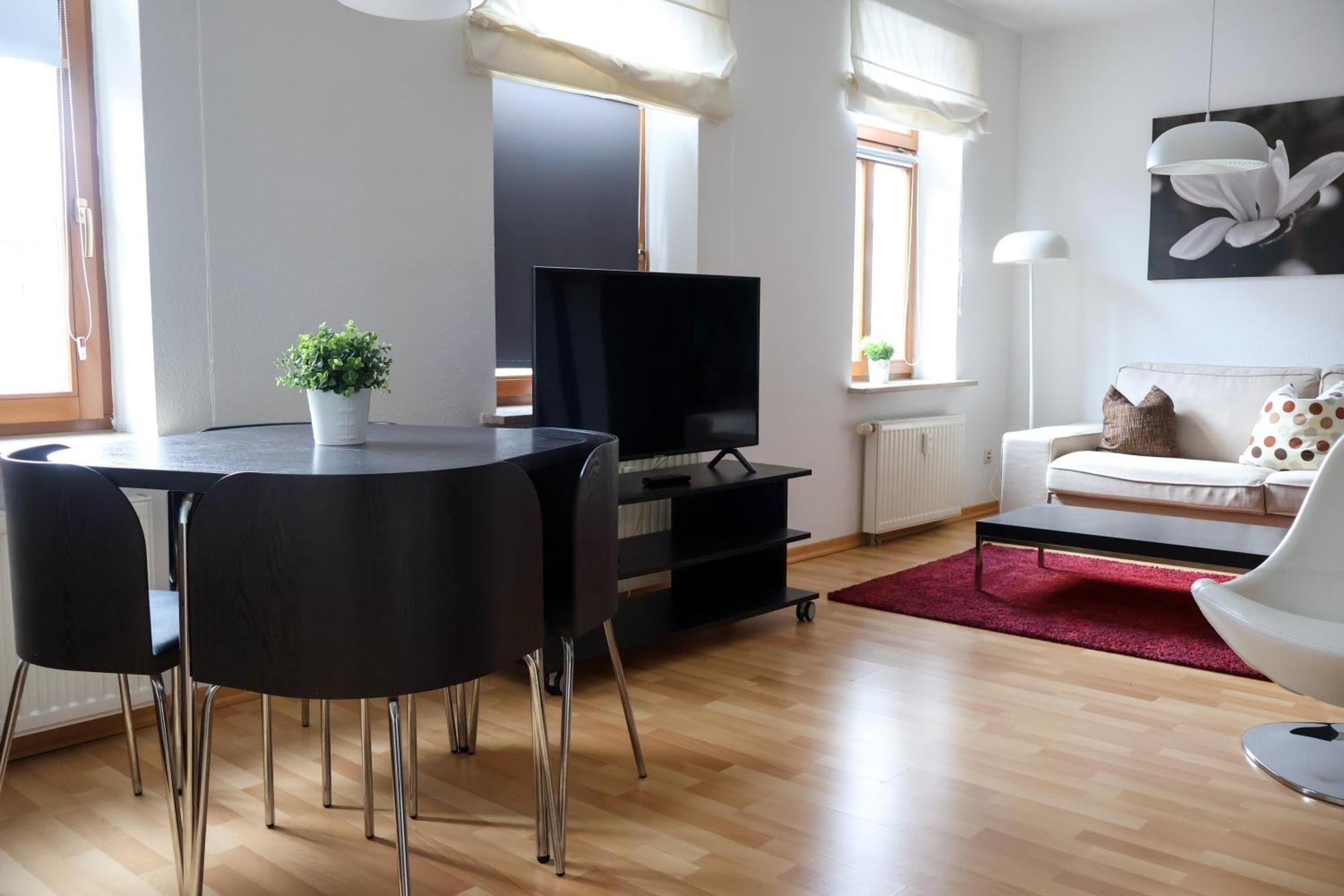 Alexxanders Apartments & Studios Chemnitz Phòng bức ảnh